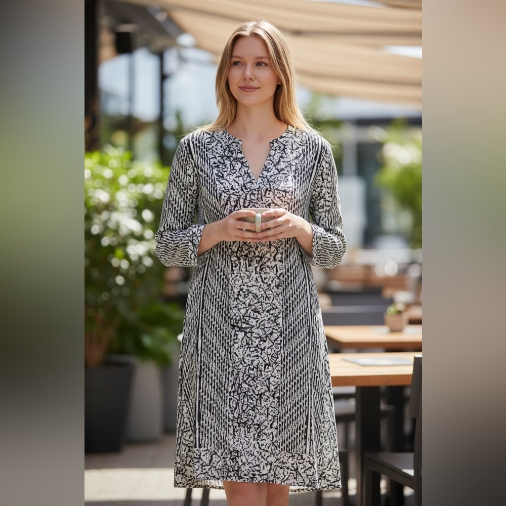 SOLD***SOFT SURROUNDINGS unique blk/wh pattern dress, slim silhouette, L - Picture 2 of 8
